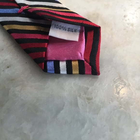 ISAAC MIZRAHI SILK TIE - Picture 4 of 6
